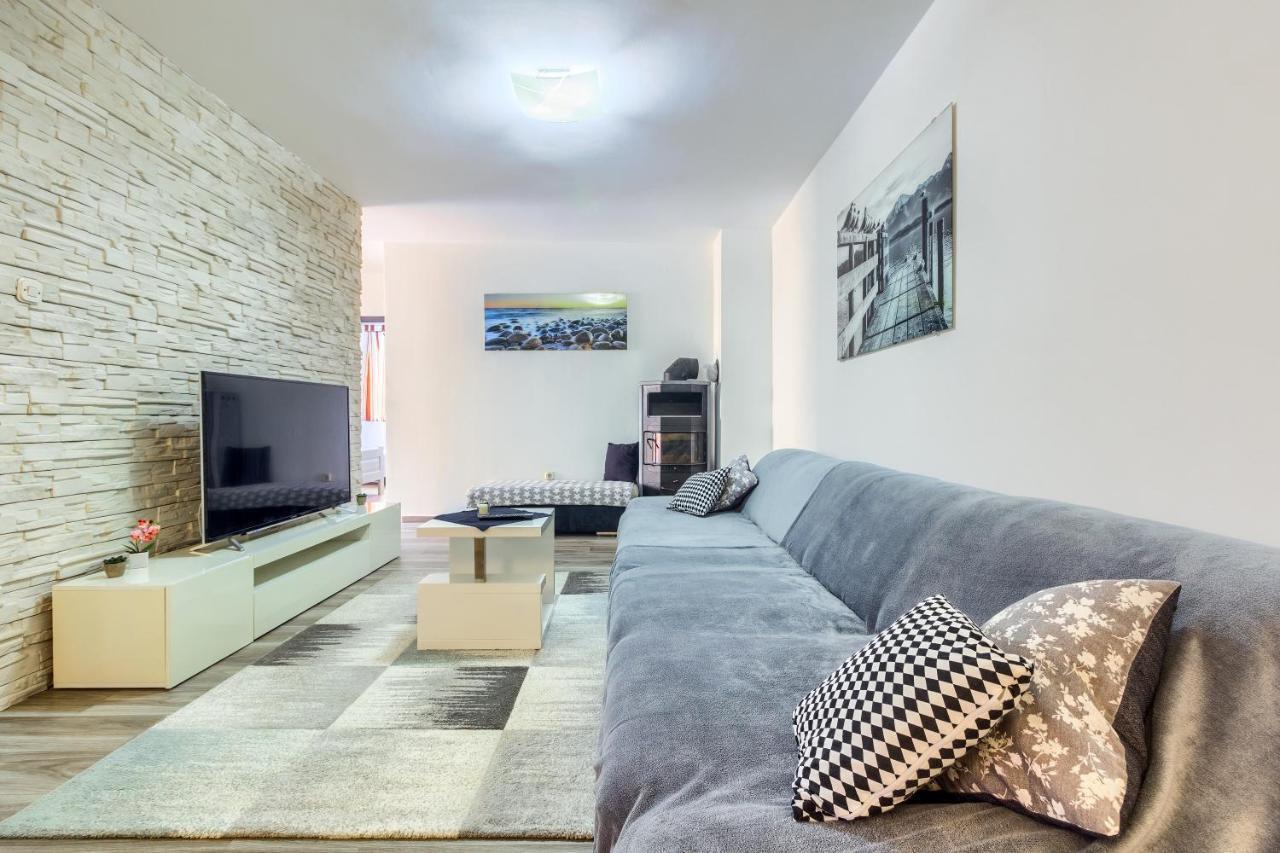 Apartmani Rialto Kakma Εξωτερικό φωτογραφία
