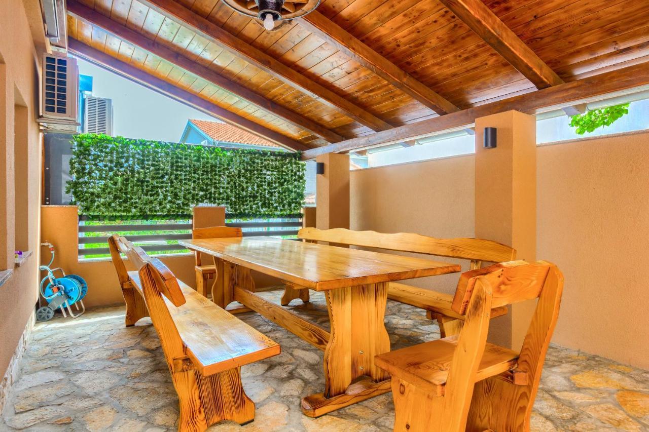 Apartmani Rialto Kakma Εξωτερικό φωτογραφία