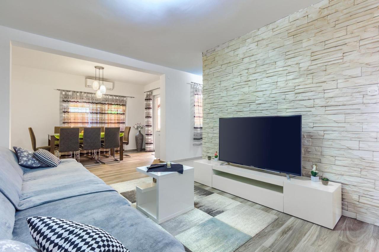 Apartmani Rialto Kakma Εξωτερικό φωτογραφία